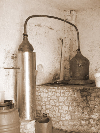 Ιστορία - Τσίπουρο Τυρνάβου